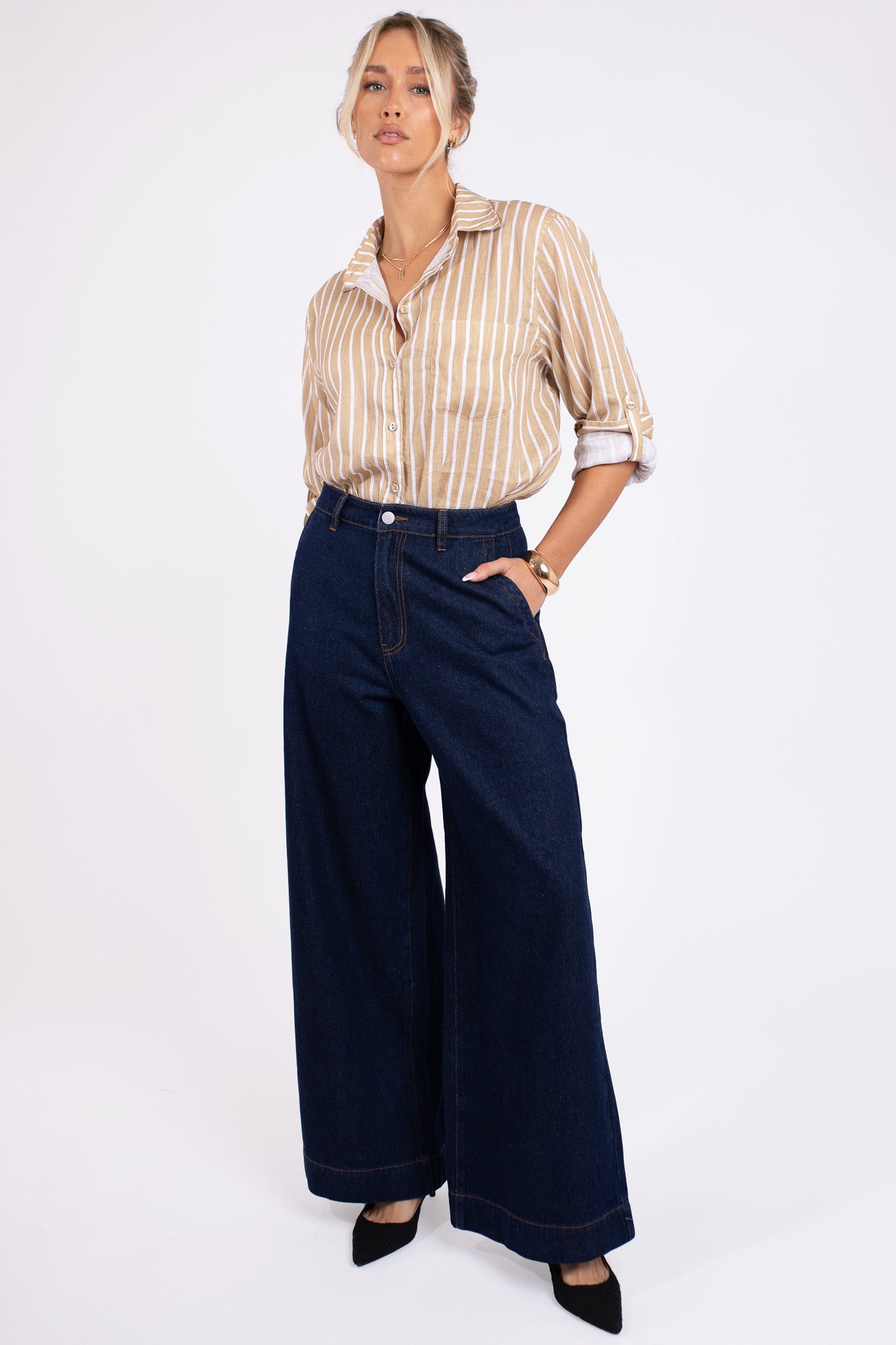 Model wearing Hut Clothing Iconic Tan Stripe Boyfriend Linen Stripe